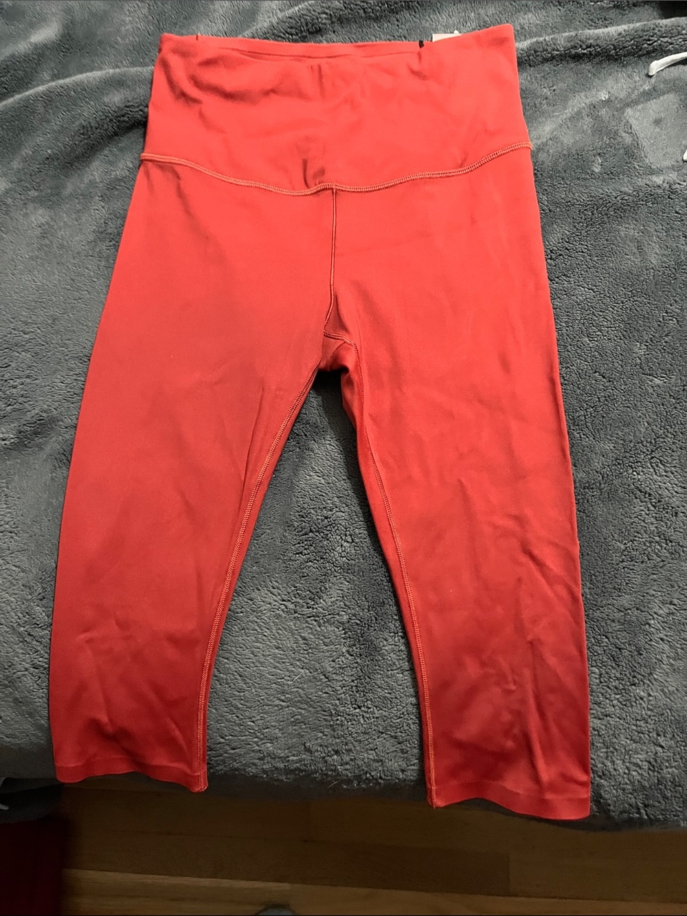 CALIA by Carrie Underwood Power Sculpt Collection Crop Leggings